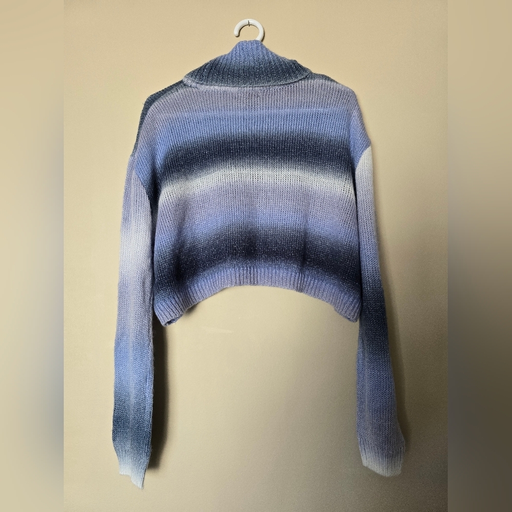 Streetwear Society Blue Ombre Cropped Turtleneck Sweater M - Picture 5 of 7